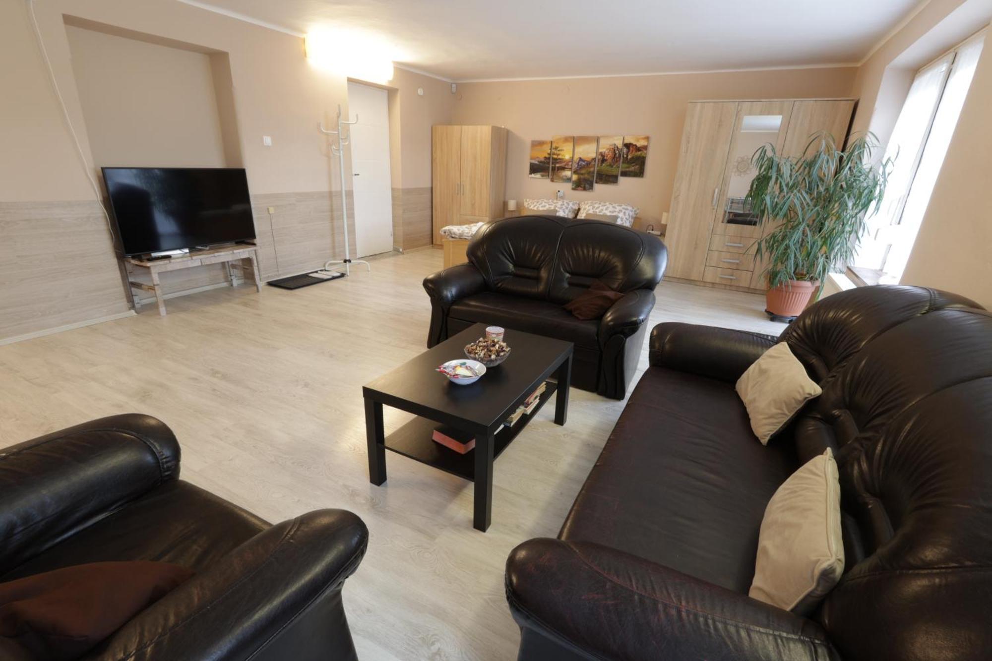 Stardust Apartman Печ Экстерьер фото